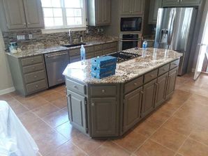 Before & After Cabinet Refinishing in Huntersville, NC (4)